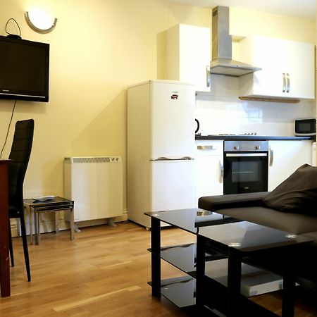 Fine Touch Apartments London Exterior photo